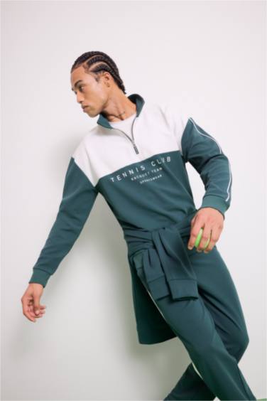 DeFactoFit Boxy Fit Dik Yaka Yarım Fermuarlı Baskılı Sporcu Sweatshirt