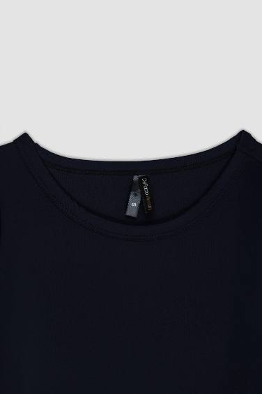 تيشيرت ردن طويل بيزك سادة سليم فيت ورقبة مستديرة