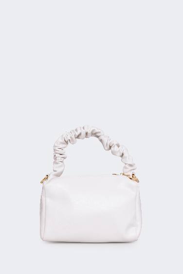 شنطة يد حريمي