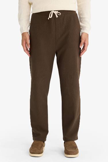 بنطرون قصة عادية