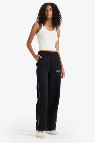 Straight Fit Printed Thick Sweatshirt Fabric Trousers