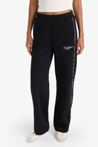 Straight Fit Printed Thick Sweatshirt Fabric Trousers