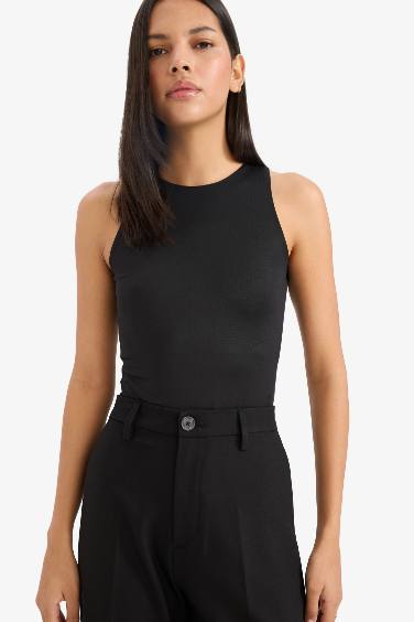 Slim Fit Halter Neck Basic Tank Top