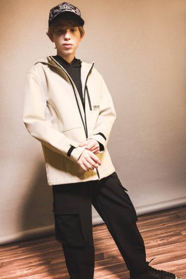 Erkek Çocuk Kapüşonlu Polar Astarlı Yağmurluk