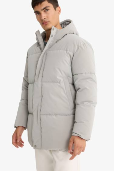 бас киімді Пальто