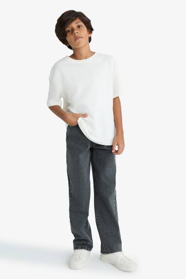 Boy Wide Leg Straight Leg Jeans