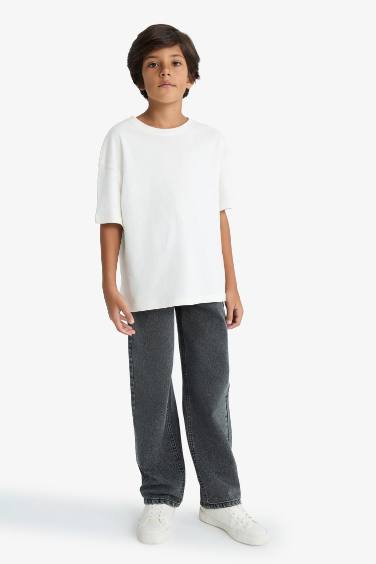 Boy Wide Leg Straight Leg Jeans