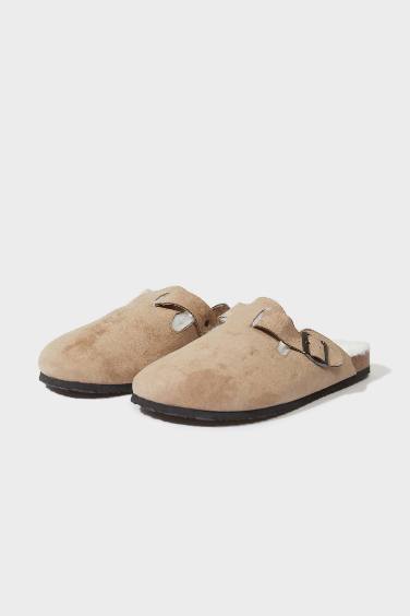 Man Flat Sole Faux Leather Home Slippers