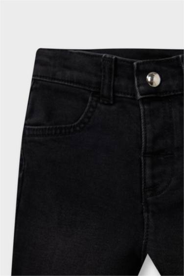 Девчачьи джинсы расклешенного кроя для малышей