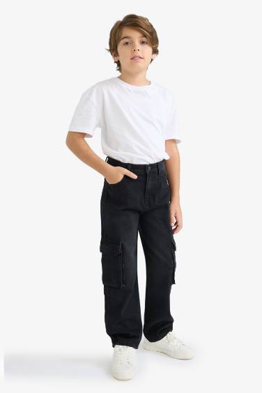 Boy Cargo Fit Straight Leg Jeans