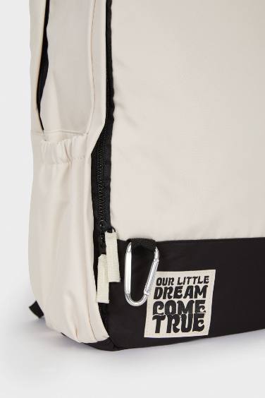 شنطة ظهر حريمي