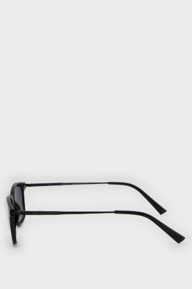 Erkek Kare Siyah Plastik Çerçeve Siyah Cam Polarize Güneş Gözlüğü