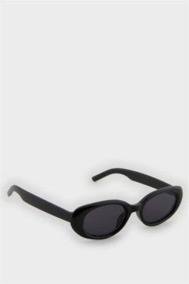 Kadın Yuvarlak Siyah Plastik Çerçeve Siyah Cam UV Güneş Gözlüğü