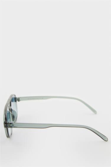 Kadın Yeşil Plastik Çerçeve Yeşil Cam Oval UV Güneş Gözlüğü