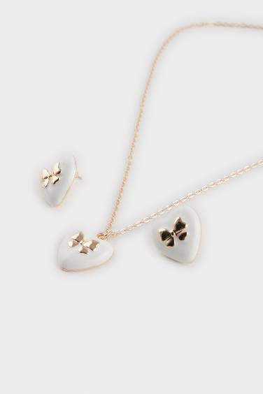 سيت نسائي تراجي وقلادة باحجار ابيض