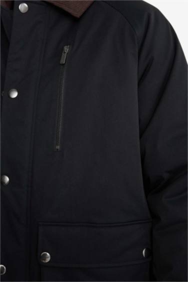 Regular Fit Polo Neck Velvet Collar Zippered Lined Jacket