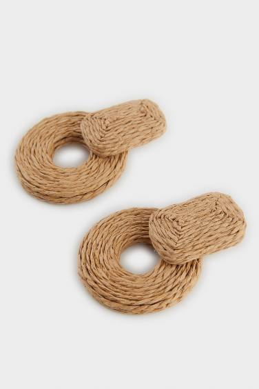 Woman Wicker Detailed Earrings