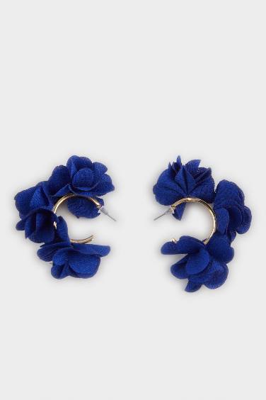 Woman Blue Straw Detailed Earrings