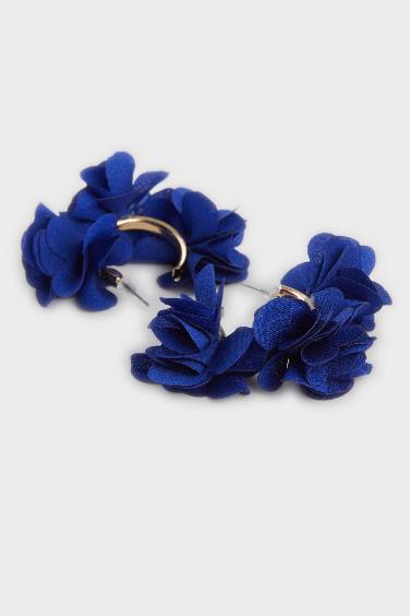 Woman Blue Straw Detailed Earrings