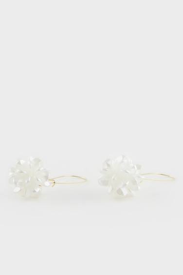 Woman White Floral Dangle Earring