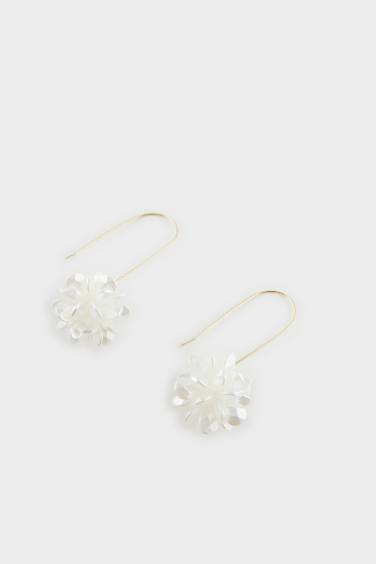 Woman White Floral Dangle Earring