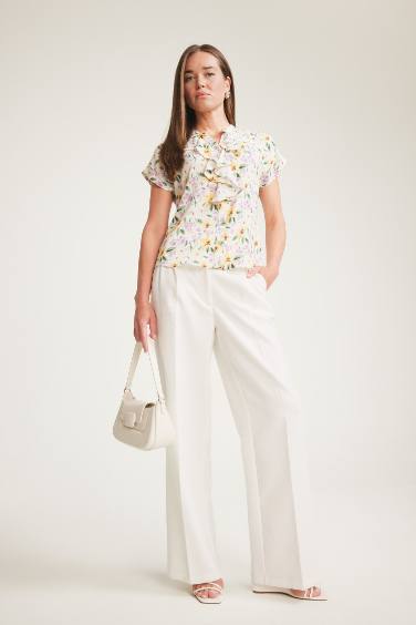 بلوزة فلورال نص ردن قصة عادية بياخة القلاب