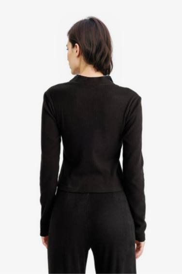 Pull Cardigan à col roulé