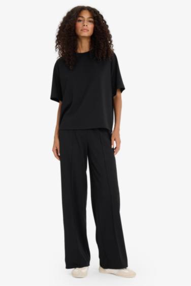 Relax Fit Crew Neck Modal T-Shirt