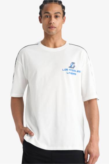 NBA Los Angeles Lakers Oversize Geniş Kalıp Bisiklet Yaka Kısa Kollu Tişört