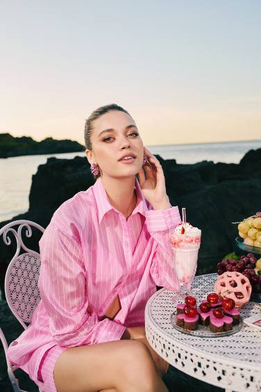 Afra x DeFacto Pink Rope Detailed Gold Earrings