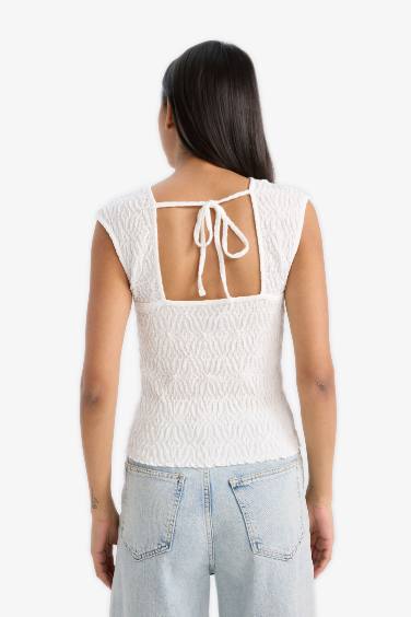 ديباردور القماش المنسوج قصة عادية بياقة مستديرة بدون كم