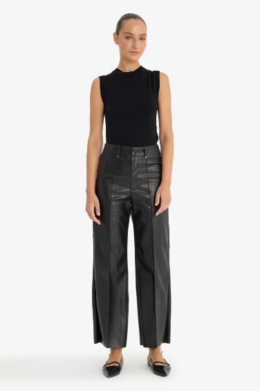 Pantalon large en simili cuir taille haute à poches