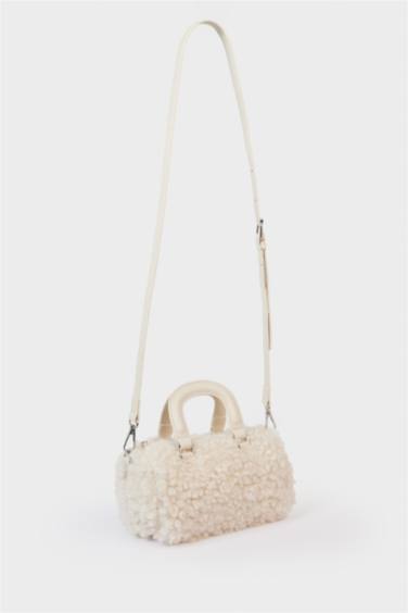 Kadın Pelüş Çapraz Çanta