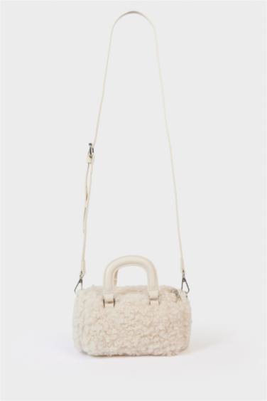 Kadın Pelüş Çapraz Çanta