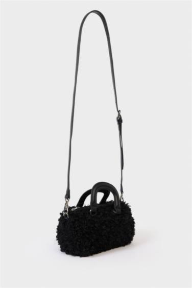 Kadın Pelüş Çapraz Çanta