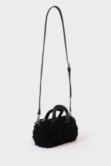 Kadın Pelüş Çapraz Çanta