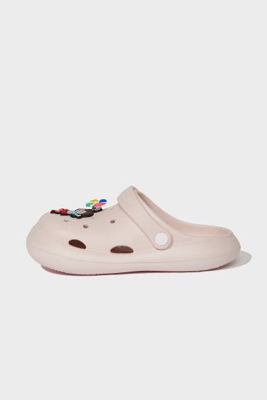 شبشب بناتي بكعب سميك