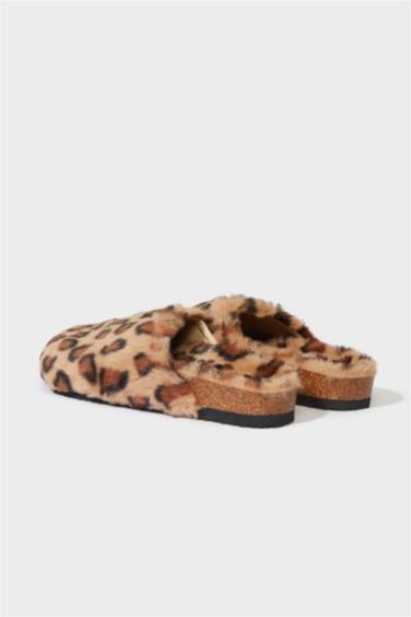 Woman Flat Sole Home Slippers