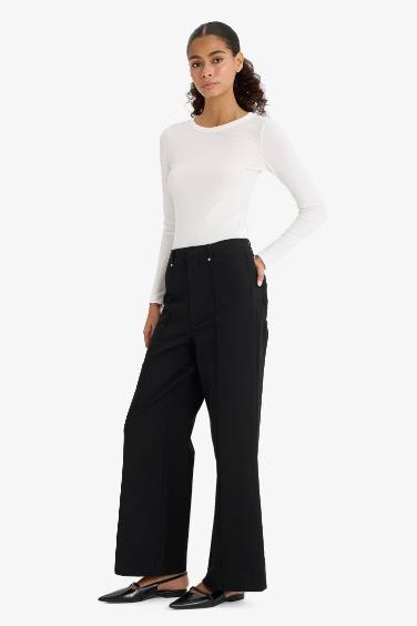 Wide Leg With Pockets Gabardine Trousers