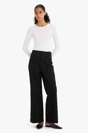 Wide Leg With Pockets Gabardine Trousers