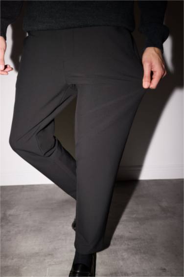 Jogger Fit Kısa Paça Pantolon