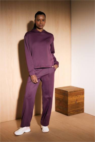 سويت شيرت رياضي قصة عادية بكابيشون من DeFactoFit