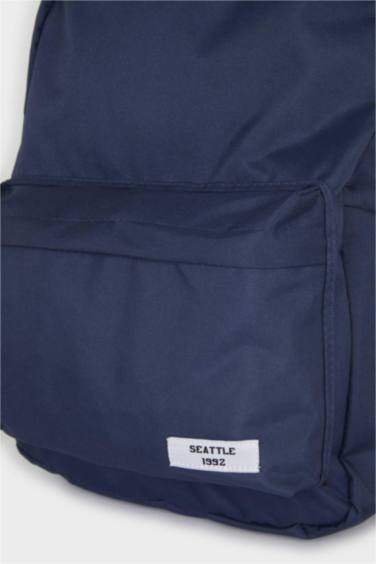 شنطة ظهر مدرسه للجنسين