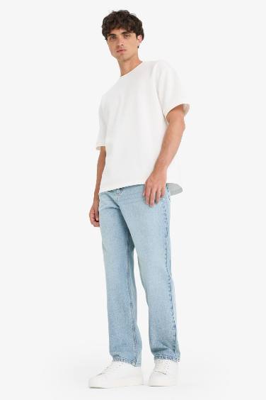 Pantalon Jean baggy à jambes droites
