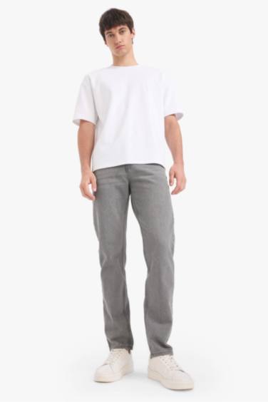 سروال جينز قصة عادي منتظم برجل عادي