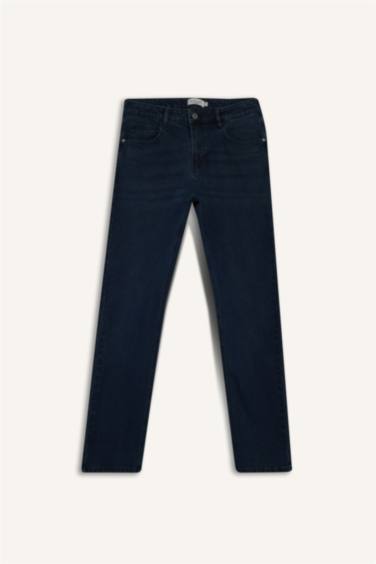 بنطرون جينز سيرجيو قصة عادية برجل عادي وخصر عادي