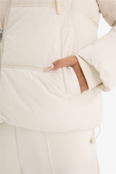 Regular Fit куртка с капюшоном