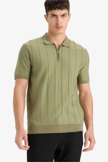 Standard Fit Zippered Polo Neck Knit Short Sleeve T-Shirt