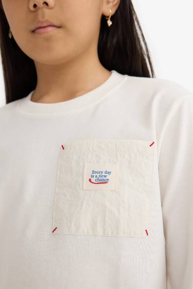 تيشيرت بناتي كم طويل بطبعة شعار اوفر سايز