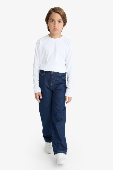 Boy Wide Leg Straight Leg Jeans